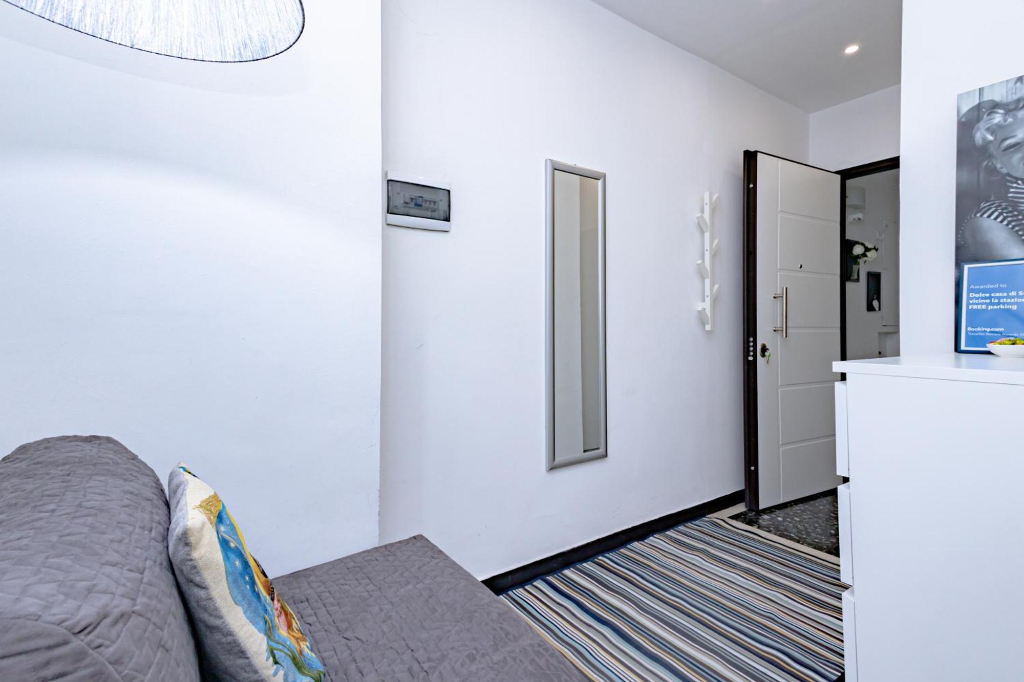 Dolce Casa Di Sve Vicino La Stazione Apartment Genova Exterior foto
